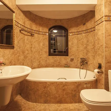 Exclusive Apartment/penthouse Apartment